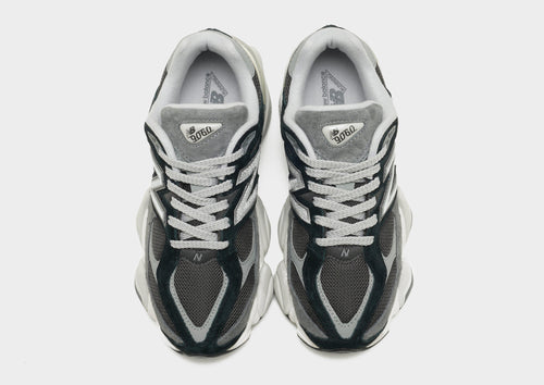 รองเท้าผู้หญิง 9060