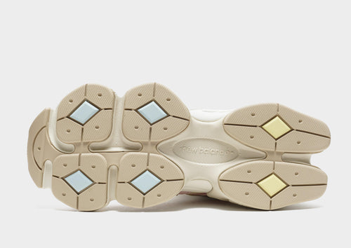 รองเท้าผู้หญิง 9060