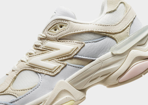 รองเท้าผู้หญิง 9060