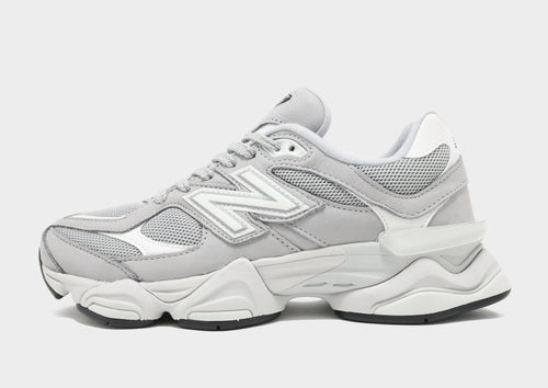 รองเท้าผู้ชาย 9060