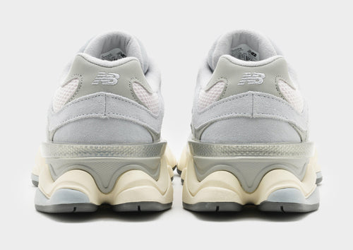 รองเท้าผู้หญิง 9060