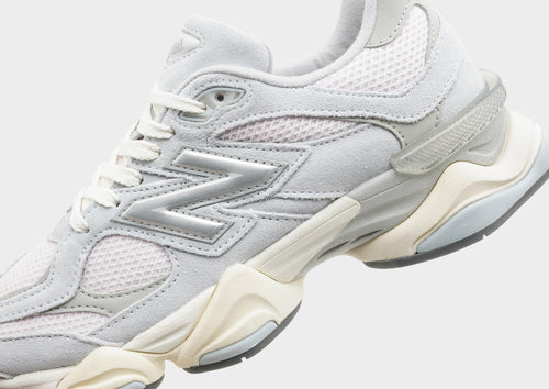 รองเท้าผู้หญิง 9060