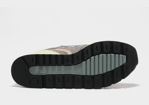 รองเท้าผู้หญิง Made in USA 996