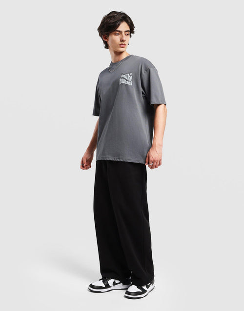 เสื้อยืดผู้ชาย Iron Gate