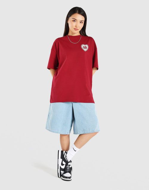 เสื้อยืดผู้หญิง Close
