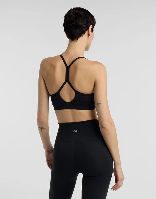 สปอร์ตบราผู้หญิง Essential Yoga