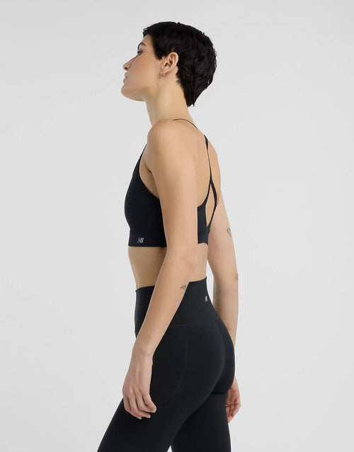 สปอร์ตบราผู้หญิง Essential Yoga