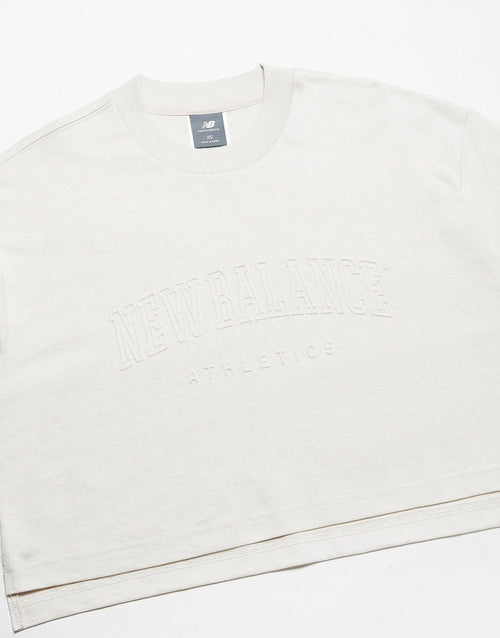 เสื้อยืดผู้หญิง Embossed Graphic Jersey