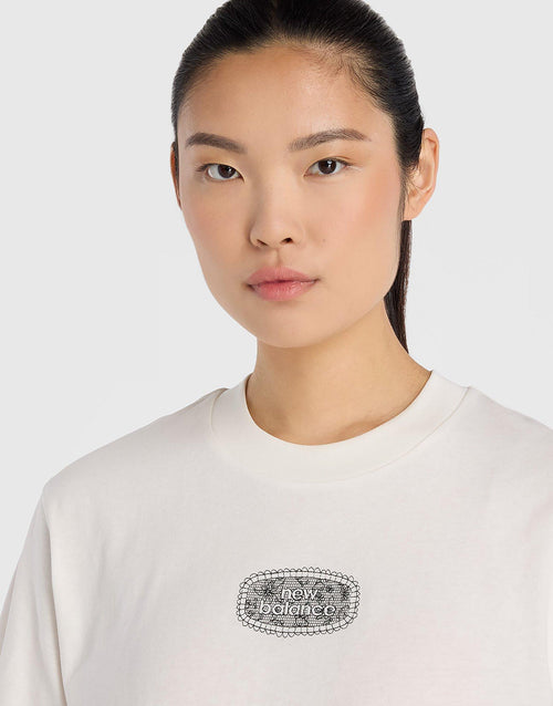 เสื้อยืดผู้หญิง Lace Icon