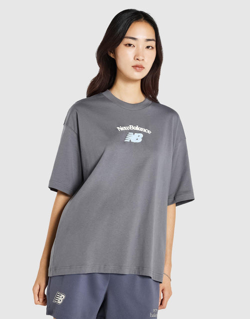 เสื้อยืดผู้หญิง Bubble Graphic
