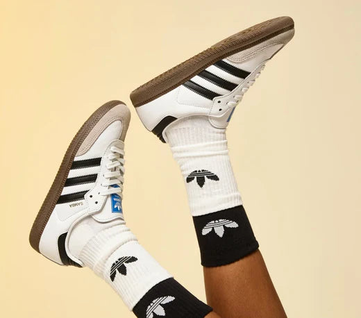 5 สนีกเกอร์สีขาวสุดคลาสสิคที่ต้องมี