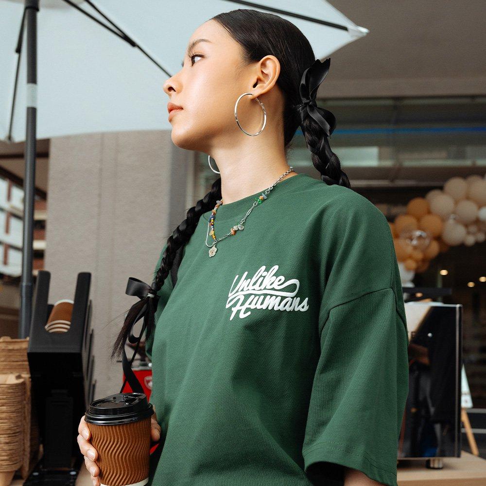 เสื้อผ้าผู้หญิง