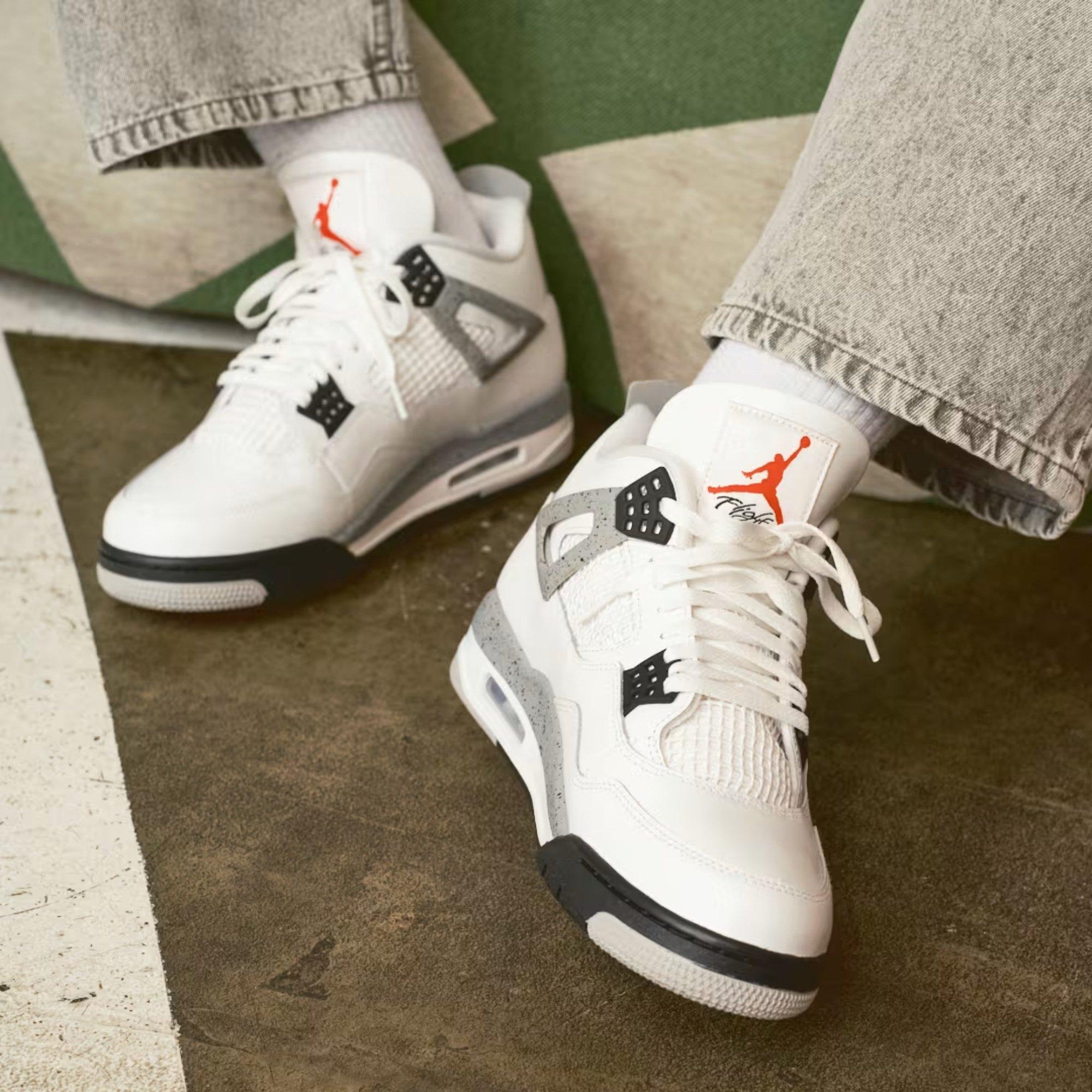 รองเท้าผ้าใบข้อสูง