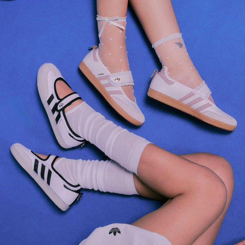 รองเท้า adidas