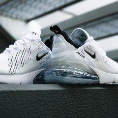 NIKE AIR MAX 270