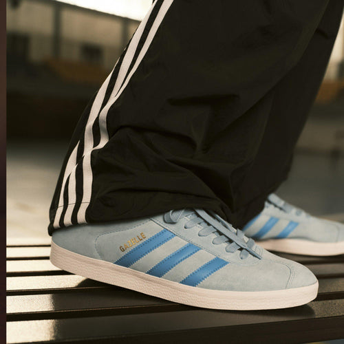 adidas Originals Gazelle สีแดง