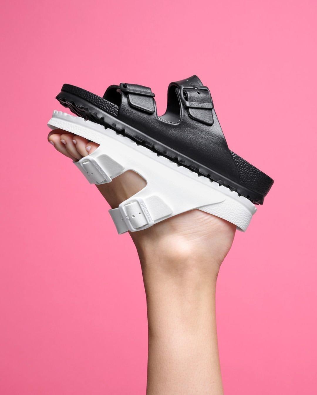 รองเท้าแตะจาก Birkenstock 