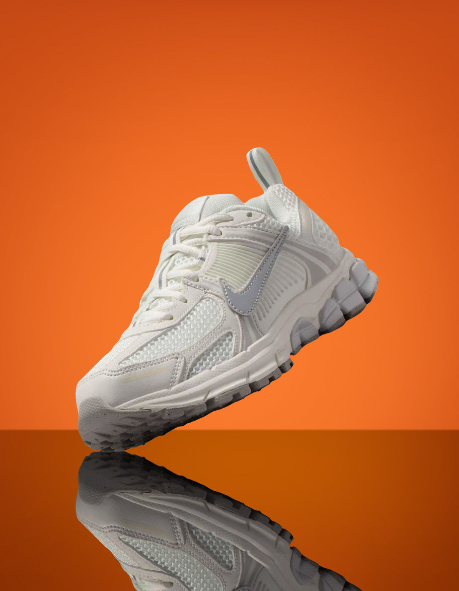 สินค้าผู้ชายลดสูงสุด 50% - Three Cards Promotion