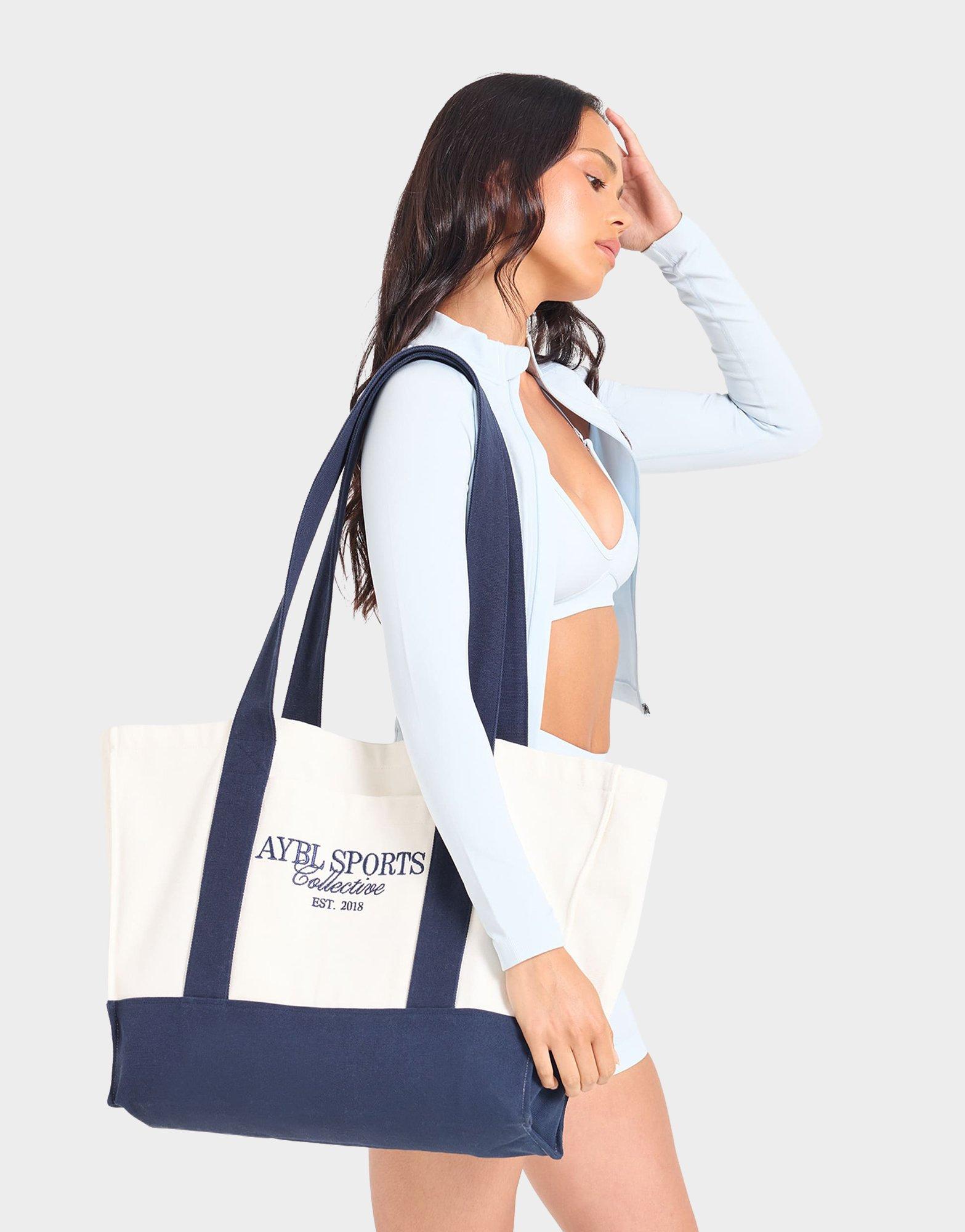 กระเป๋า Sports Collective Tote