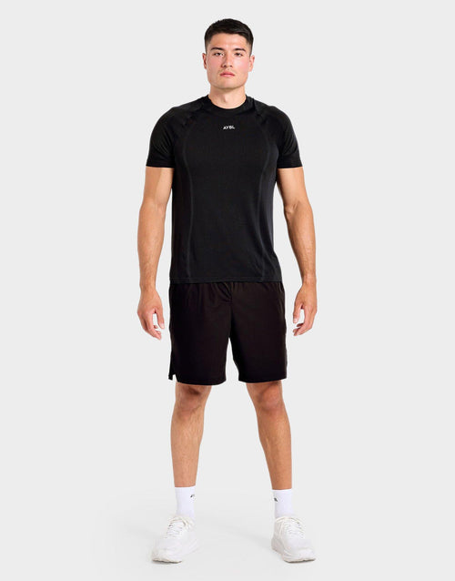 เสื้อยืดผู้ชาย Attain