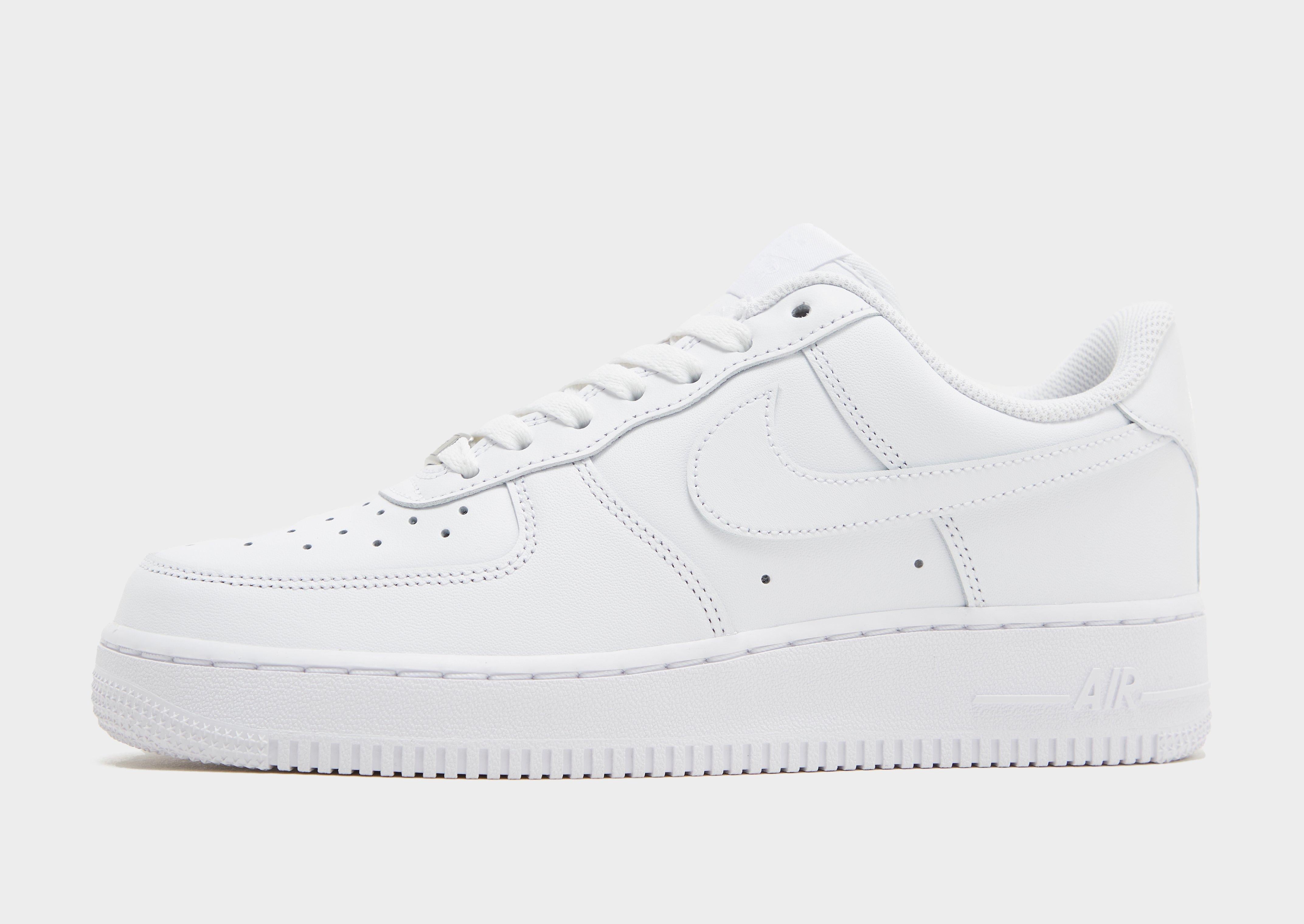 รองเท้าผู้ชาย Air Force 1 '07