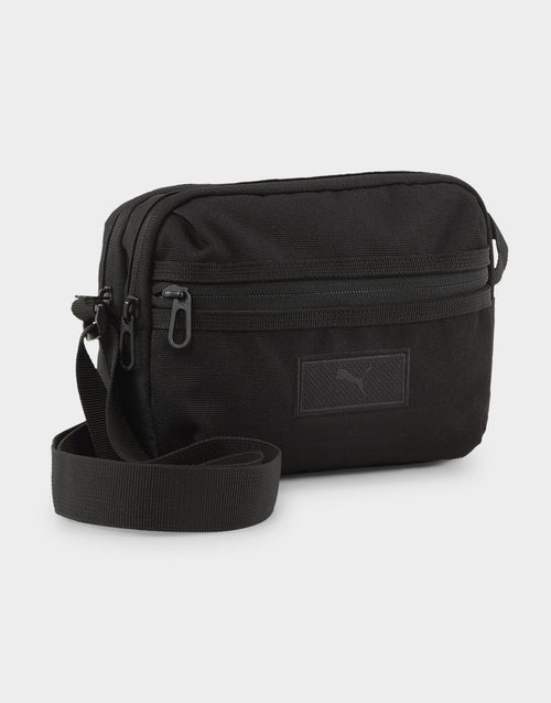 กระเป๋า ESSENTIALS Crossbody (2L)