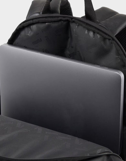 กระเป๋าสะพายหลัง Essential (20L)