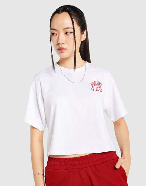 เสื้อยืดผู้หญิง LNY NY Yankees Box