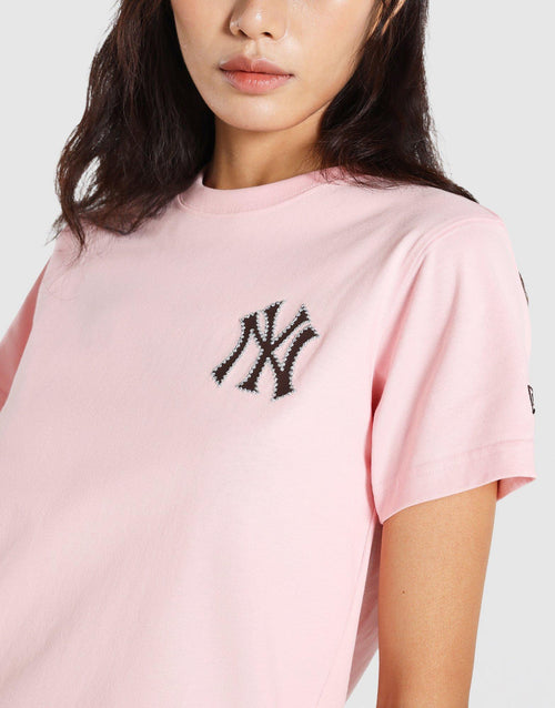 เสื้อยืดผู้หญิง Regular NY Yankees