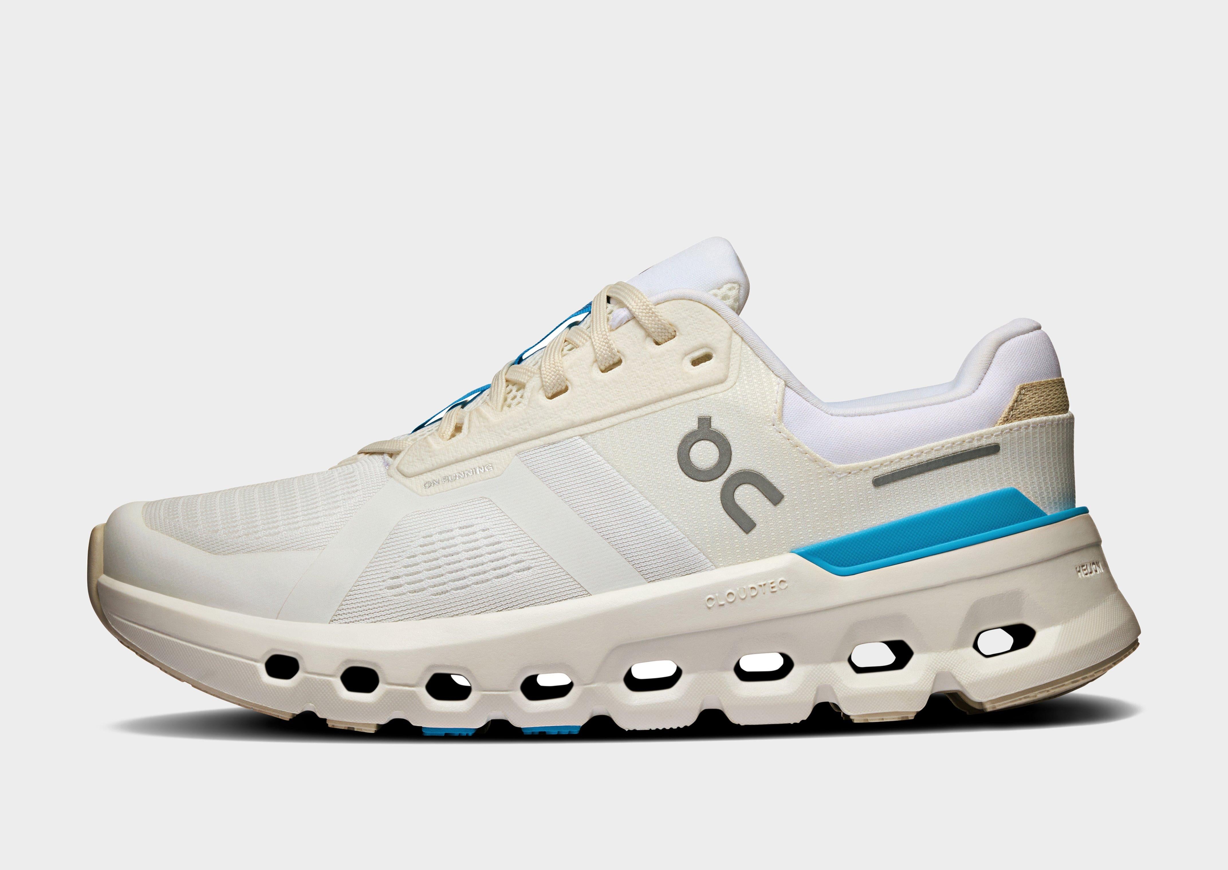 รองเท้าผู้หญิง Cloudrunner 2