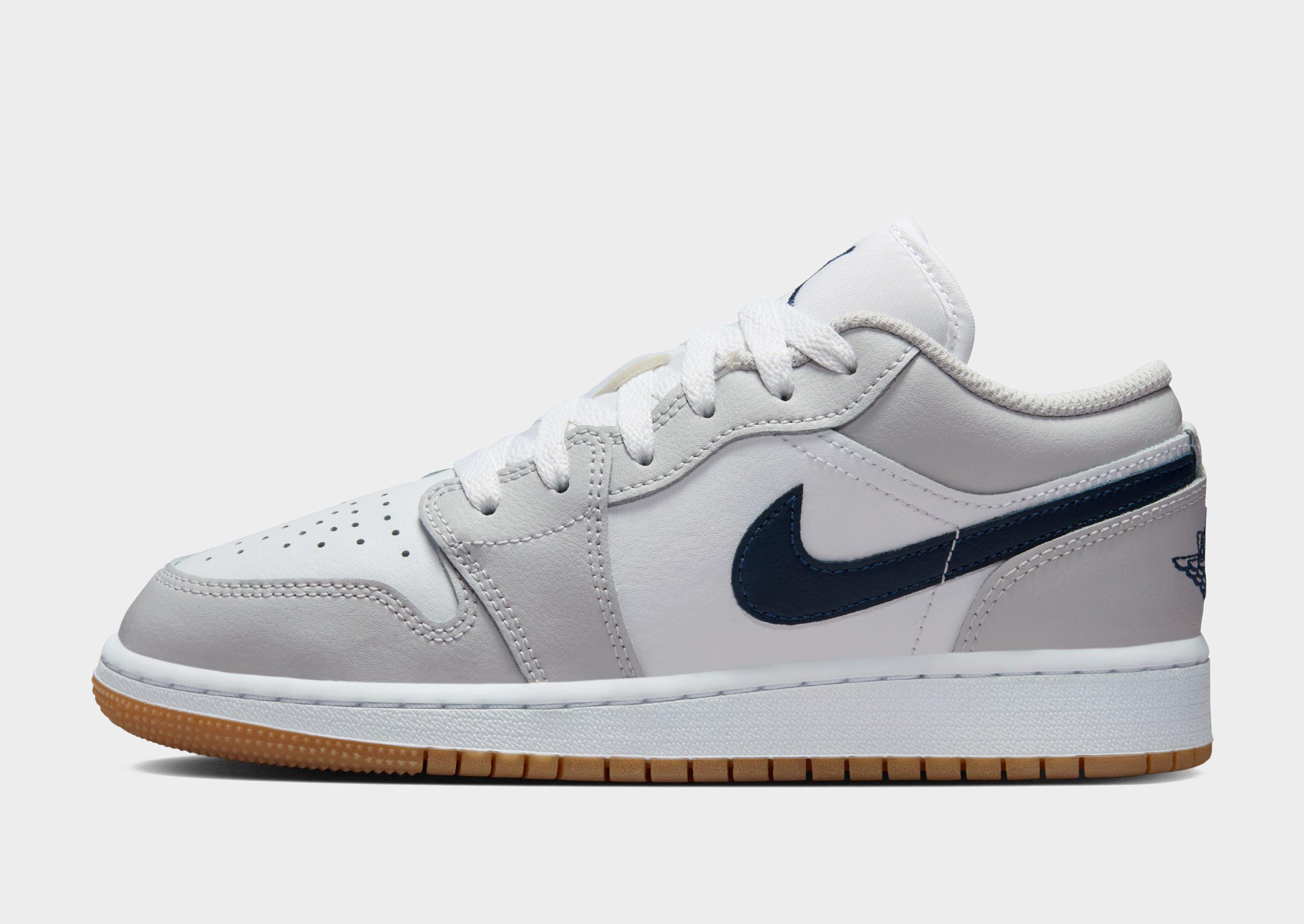 รองเท้าเด็กโต Air 1 Low