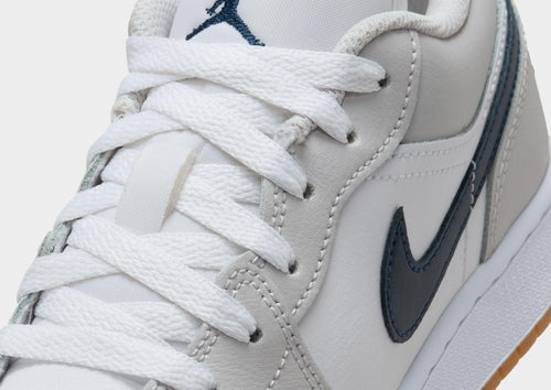 รองเท้าเด็กโต Air 1 Low