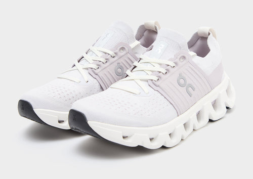 รองเท้าผู้หญิง Cloudswift 4