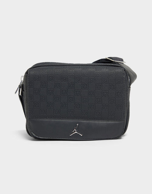 กระเป๋า Monogram Mini Messenger (3.6L)