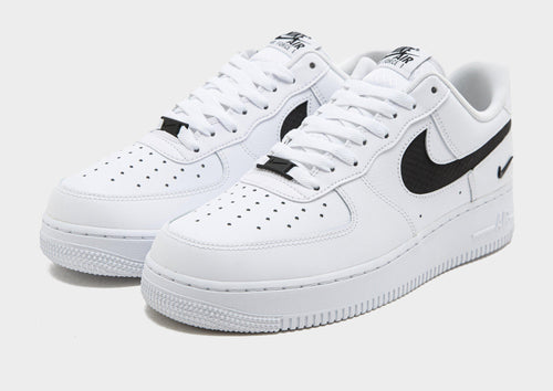 รองเท้าผู้ชาย Air Force 1 '07 LV8