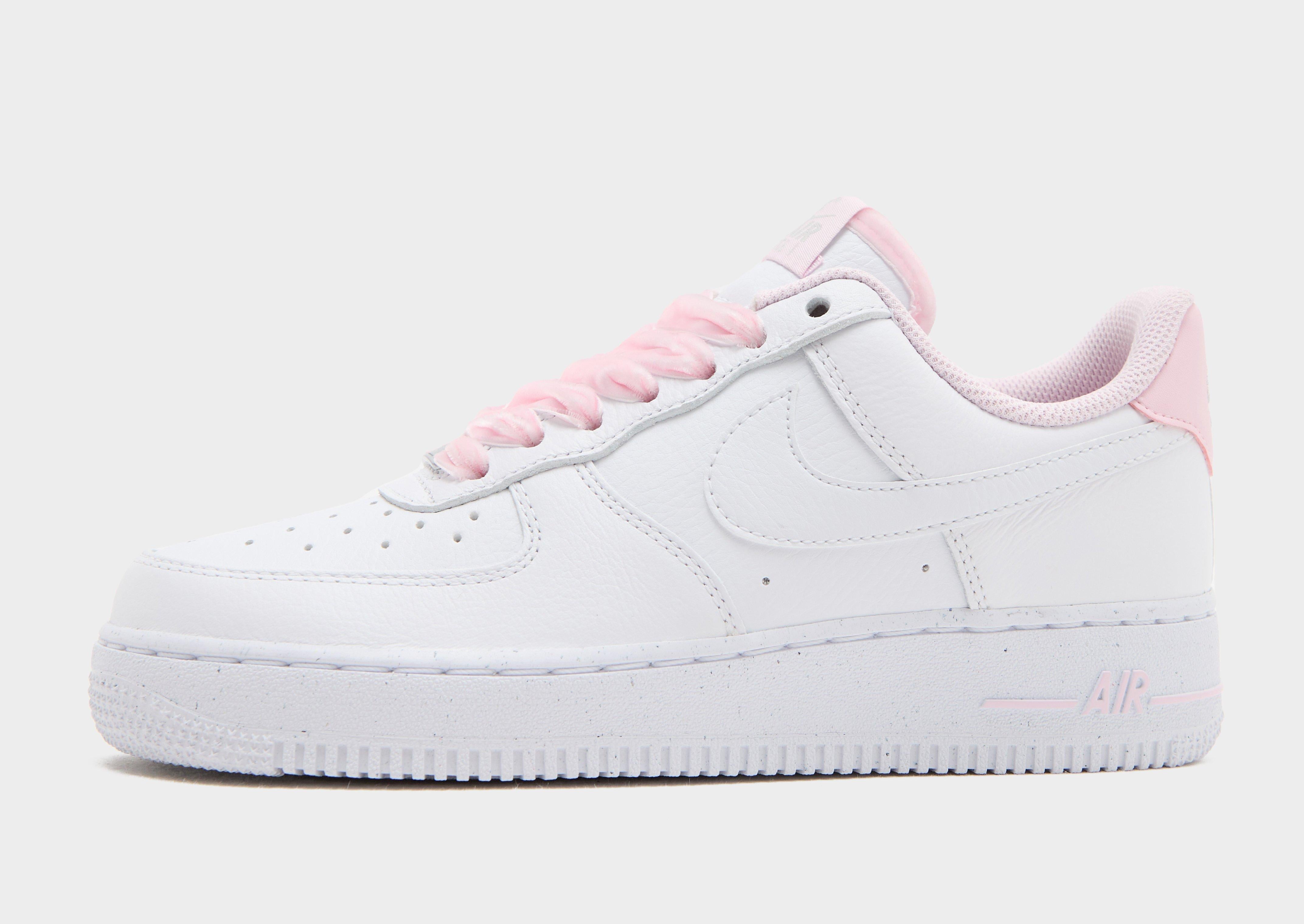 รองเท้าผู้หญิง Air Force 1 '07 Vintage