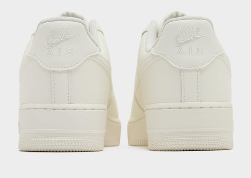 รองเท้าผู้ชาย Air Force 1 '07