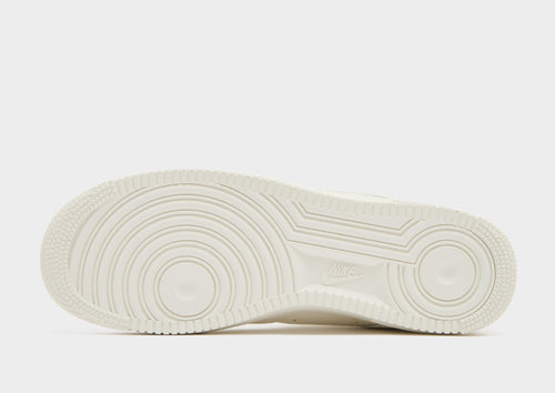 รองเท้าผู้ชาย Air Force 1 '07