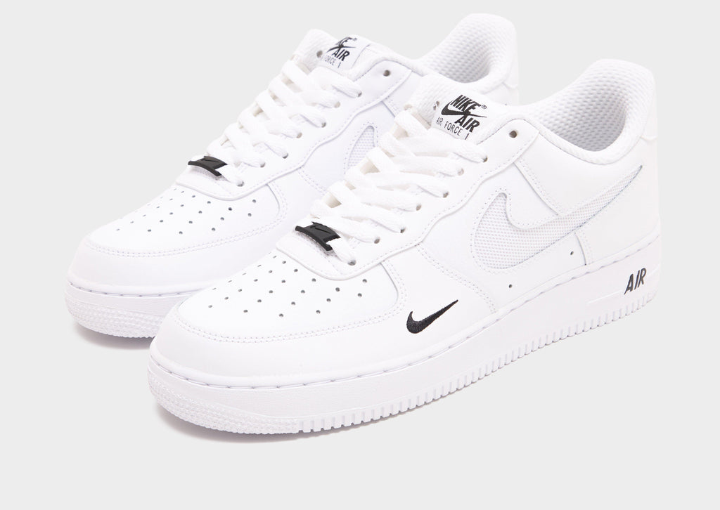 รองเท้าผู้ชาย Air Force 1 '07 LV8