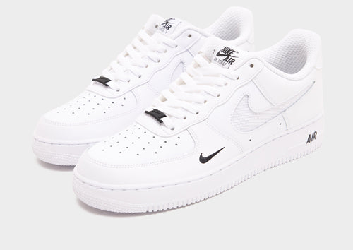 รองเท้าผู้ชาย Air Force 1 '07 LV8