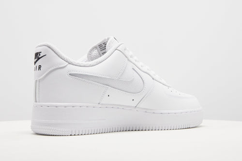 รองเท้าผู้ชาย Air Force 1 '07 LV8