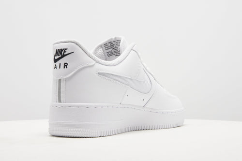 รองเท้าผู้ชาย Air Force 1 '07 LV8