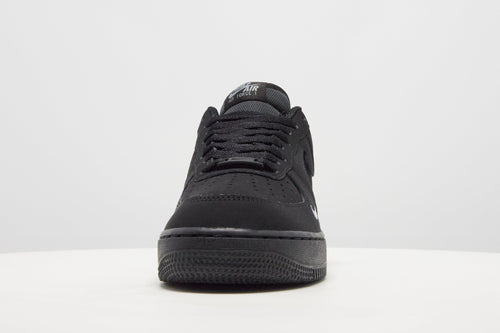 รองเท้าผู้ชาย Air Force 1 '07 LV8