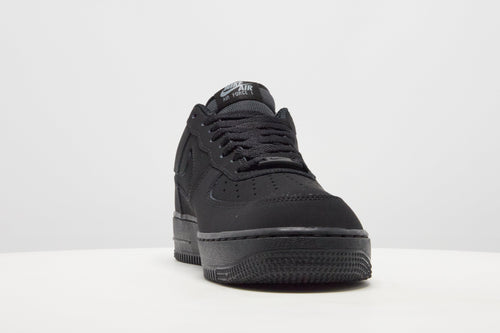 รองเท้าผู้ชาย Air Force 1 '07 LV8
