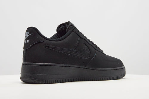 รองเท้าผู้ชาย Air Force 1 '07 LV8