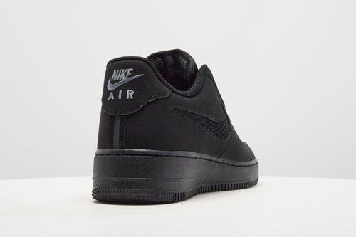รองเท้าผู้ชาย Air Force 1 '07 LV8