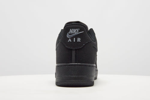 รองเท้าผู้ชาย Air Force 1 '07 LV8