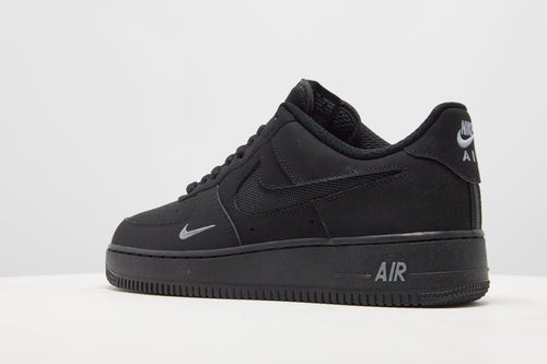 รองเท้าผู้ชาย Air Force 1 '07 LV8