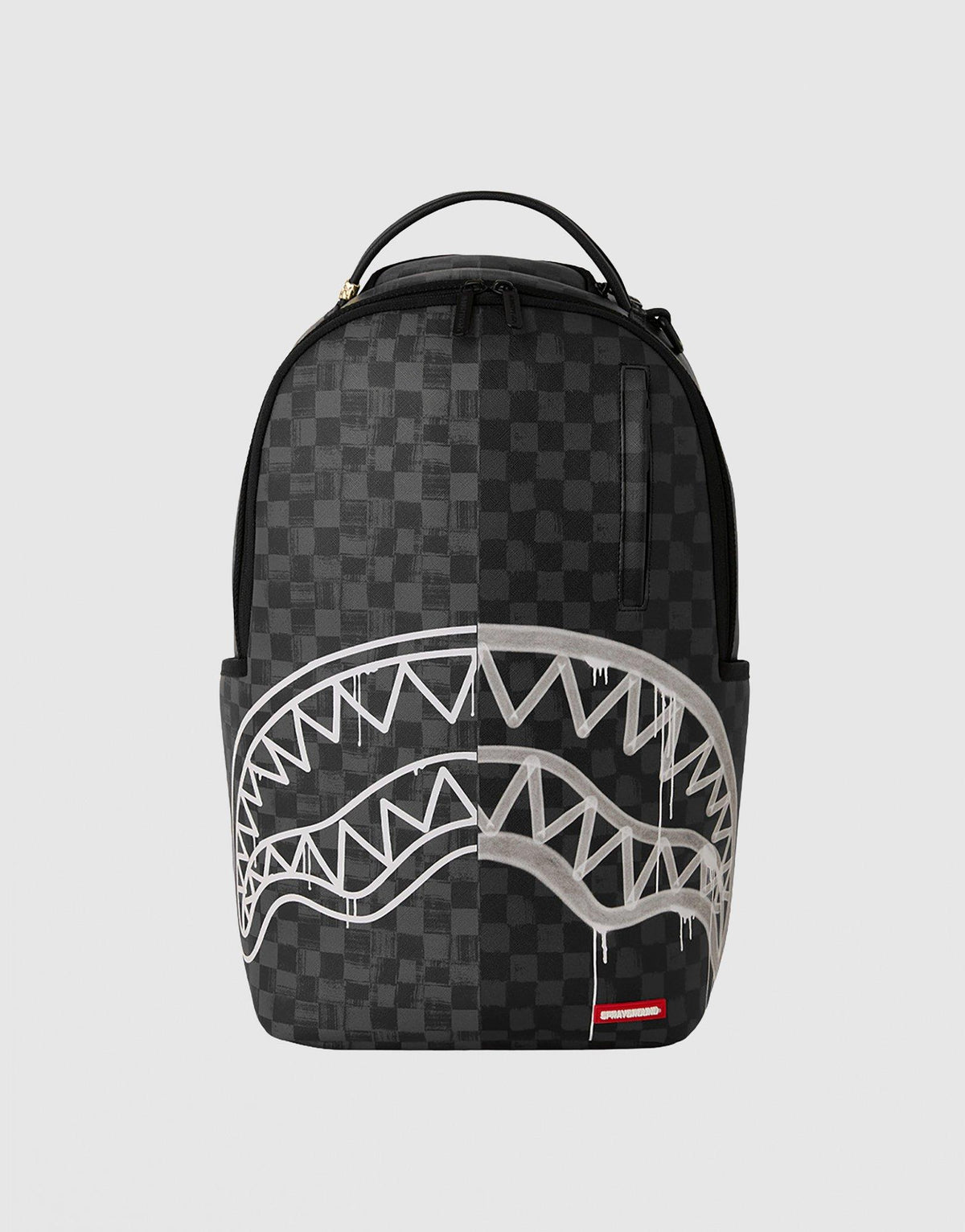 กระเป๋าสะพายหลัง Split Sketchy Shark (20L)