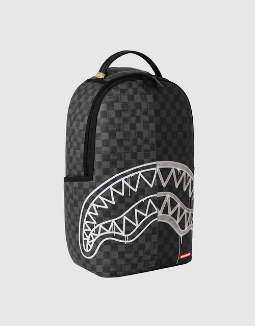 กระเป๋าสะพายหลัง Split Sketchy Shark (20L)